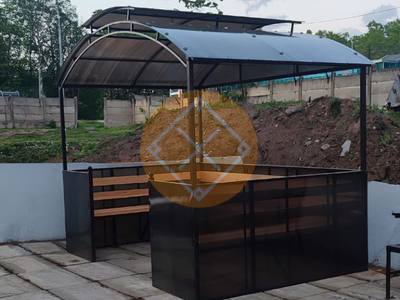 Навес из поликарбоната монолитного для зоны отдыха